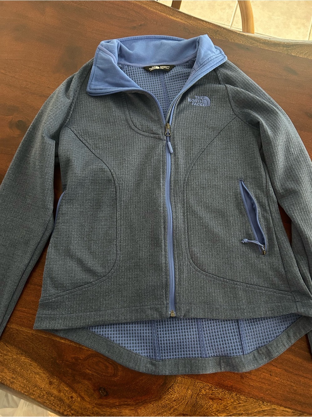 The North Face Women's Gray and Light Blue Full-Zip Fleece Jacket